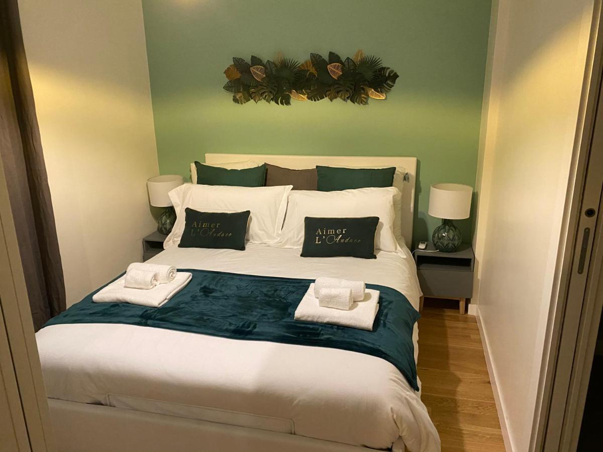 Futura Exclusive Suite 5 Attico Бари Екстериор снимка