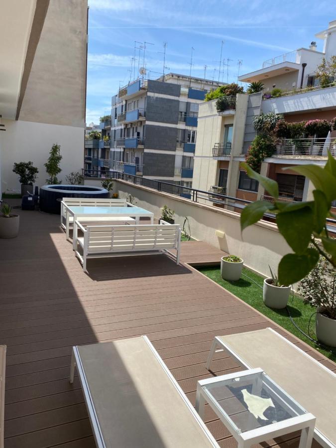 Futura Exclusive Suite 5 Attico Бари Екстериор снимка